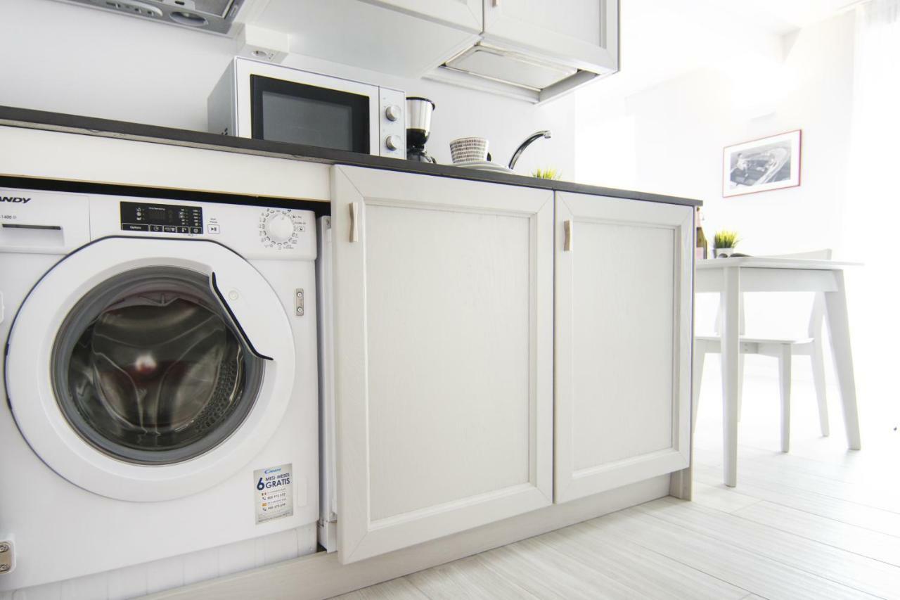 La Quadra Suites - Central Apartments In Iseo With Daily Housekeeping Eksteriør bilde