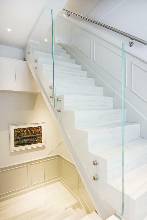 La Quadra Suites - Central Apartments In Iseo With Daily Housekeeping Eksteriør bilde
