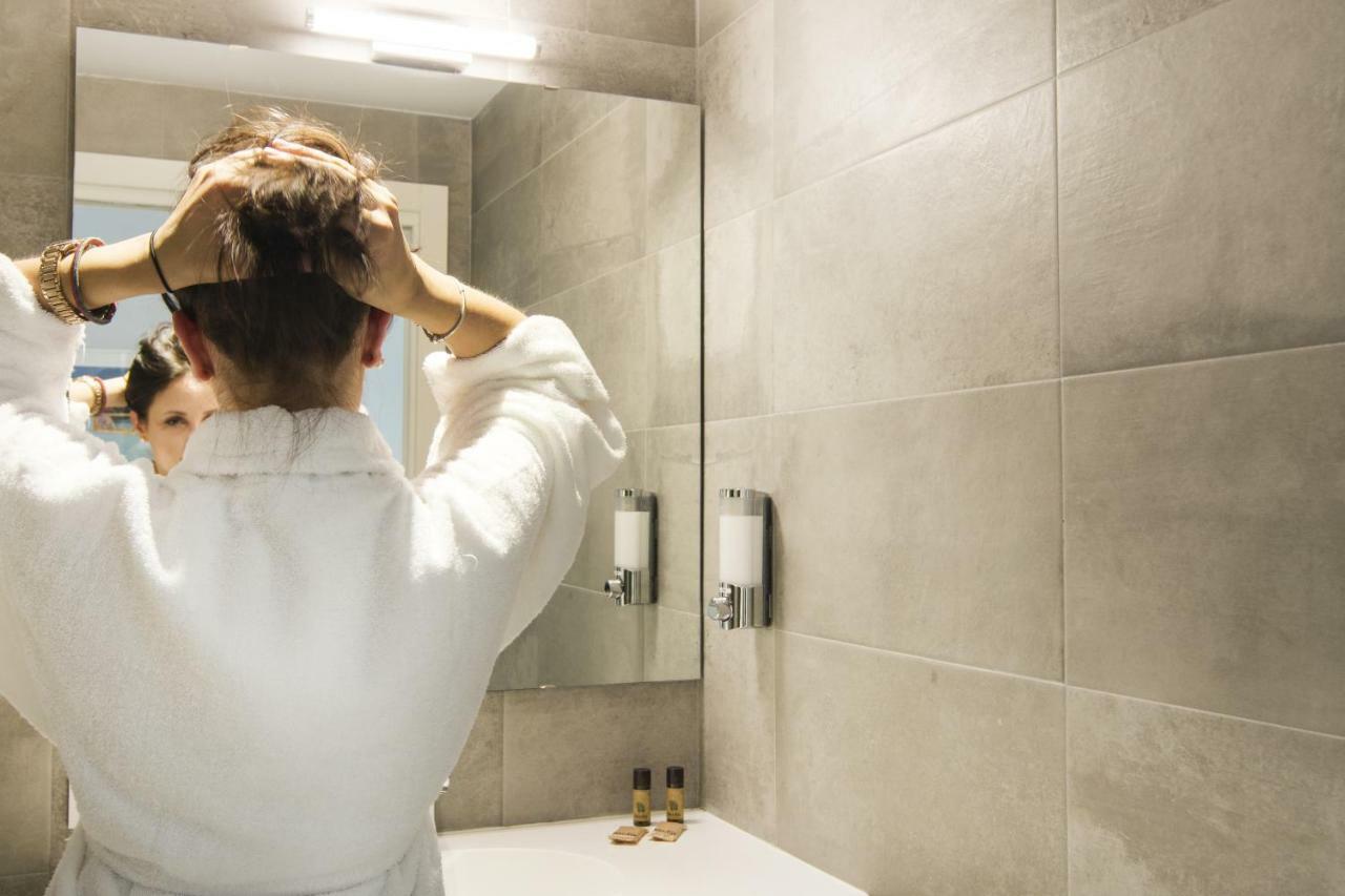 La Quadra Suites - Central Apartments In Iseo With Daily Housekeeping Eksteriør bilde